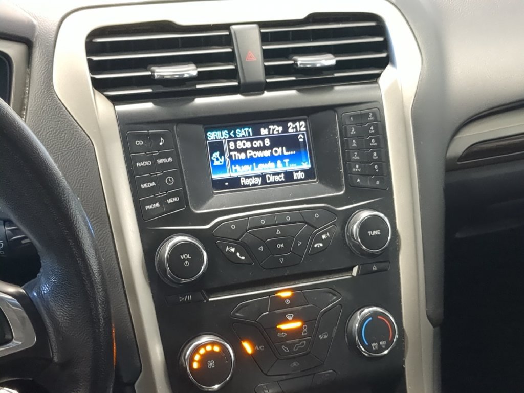 Used 2013 Ford Fusion SE FWD image 32