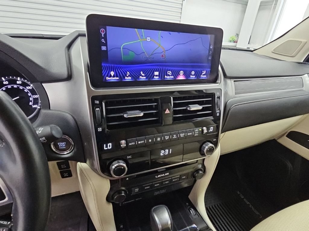 Used 2023 Lexus GX 460 Premium w/ Accessory Package AWD/4WD image 13