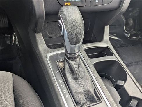 Used 2018 Ford Escape SE w/ SE Sync 3 Package AWD/4WD image 12