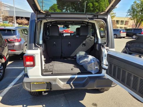 New 2026 Jeep Wrangler Unlimited Sport AWD/4WD image 17