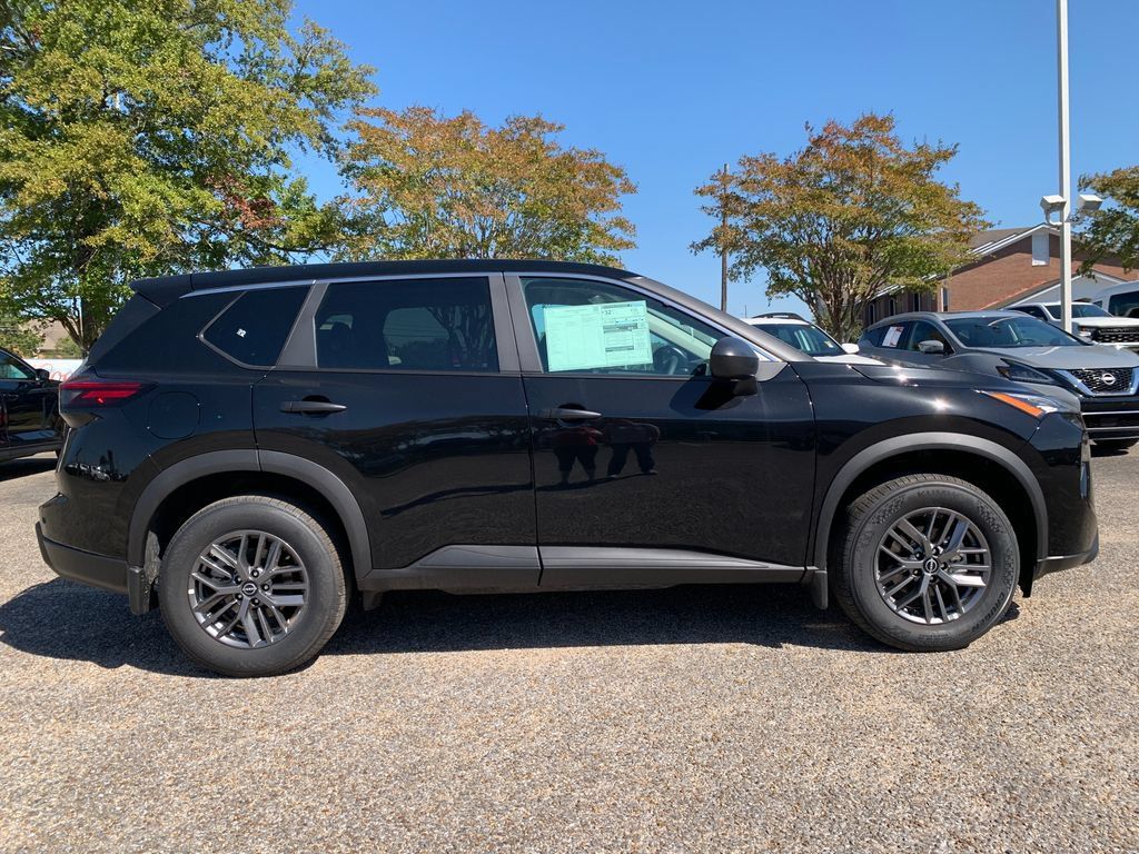 New 2026 Nissan Rogue S FWD image 2