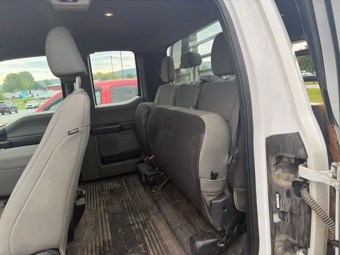Used 2021 Ford F550 4x4 SuperCab Super Duty w/ Power Equipment Group image 4