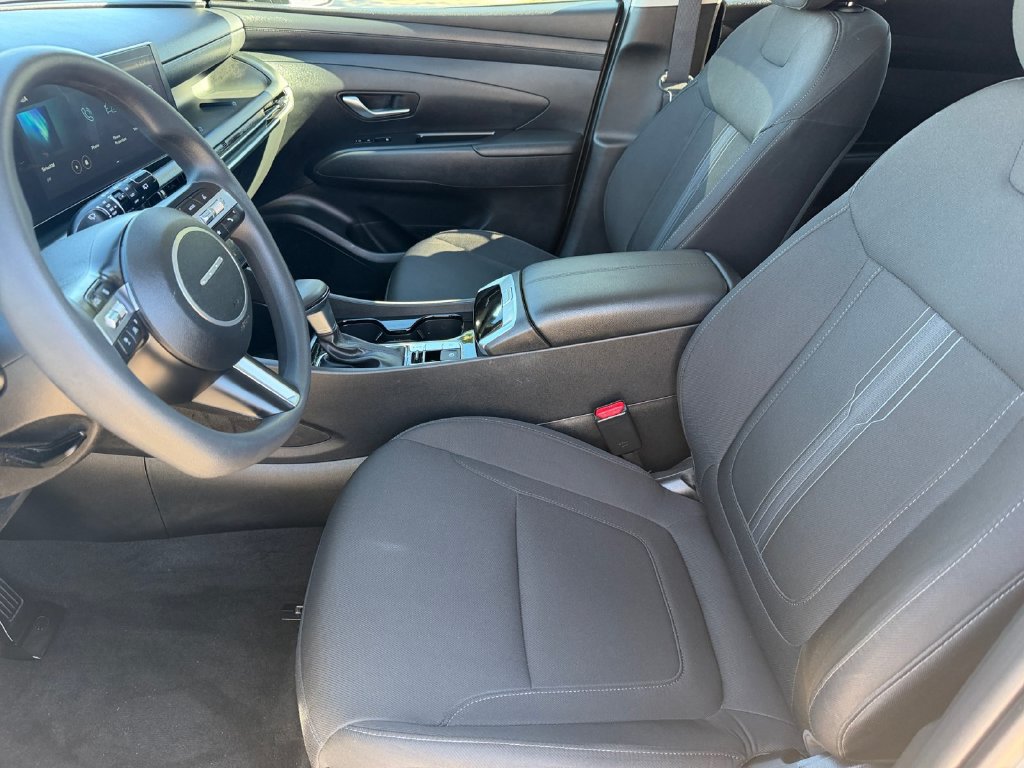 Certified 2025 Hyundai Tucson SEL AWD/4WD image 10