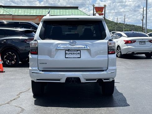 Used 2024 Toyota 4Runner Limited RWD image 4