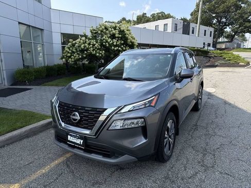Certified 2023 Nissan Rogue SV w/ SV Premium B Package AWD/4WD image 4
