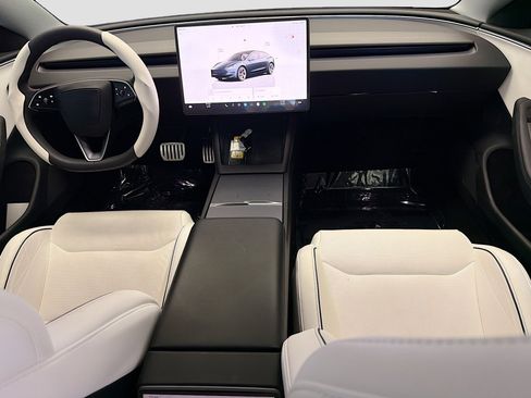 Used 2024 Tesla Model 3 Performance image 12