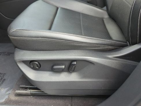 Certified 2023 Volkswagen Atlas SE FWD image 20