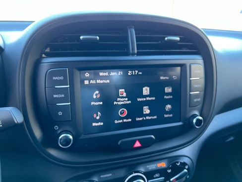 Used 2025 Kia Soul LX w/ LX Technology Package image 20