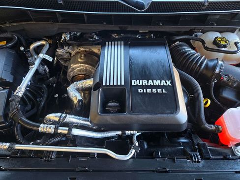 Used 2023 GMC Yukon Denali w/ Denali Reserve Package image 42