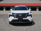 Used 2024 Nissan Rogue SV image 2