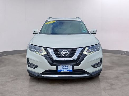 Used 2017 Nissan Rogue SL w/ SL Premium Package AWD/4WD image 2