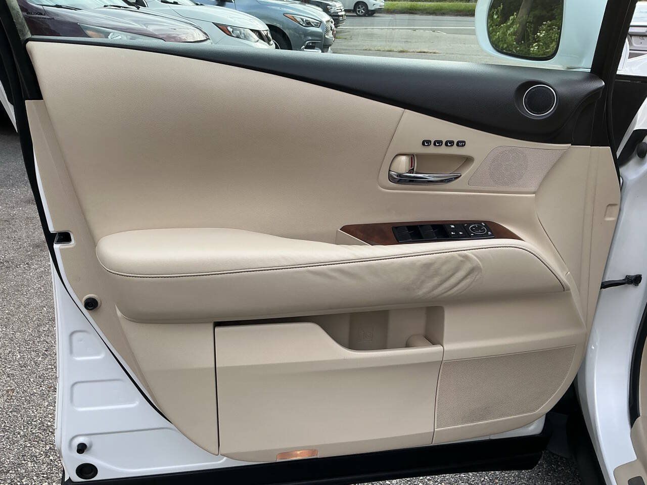 Used 2014 Lexus RX 350 AWD w/ Navigation Package image 18