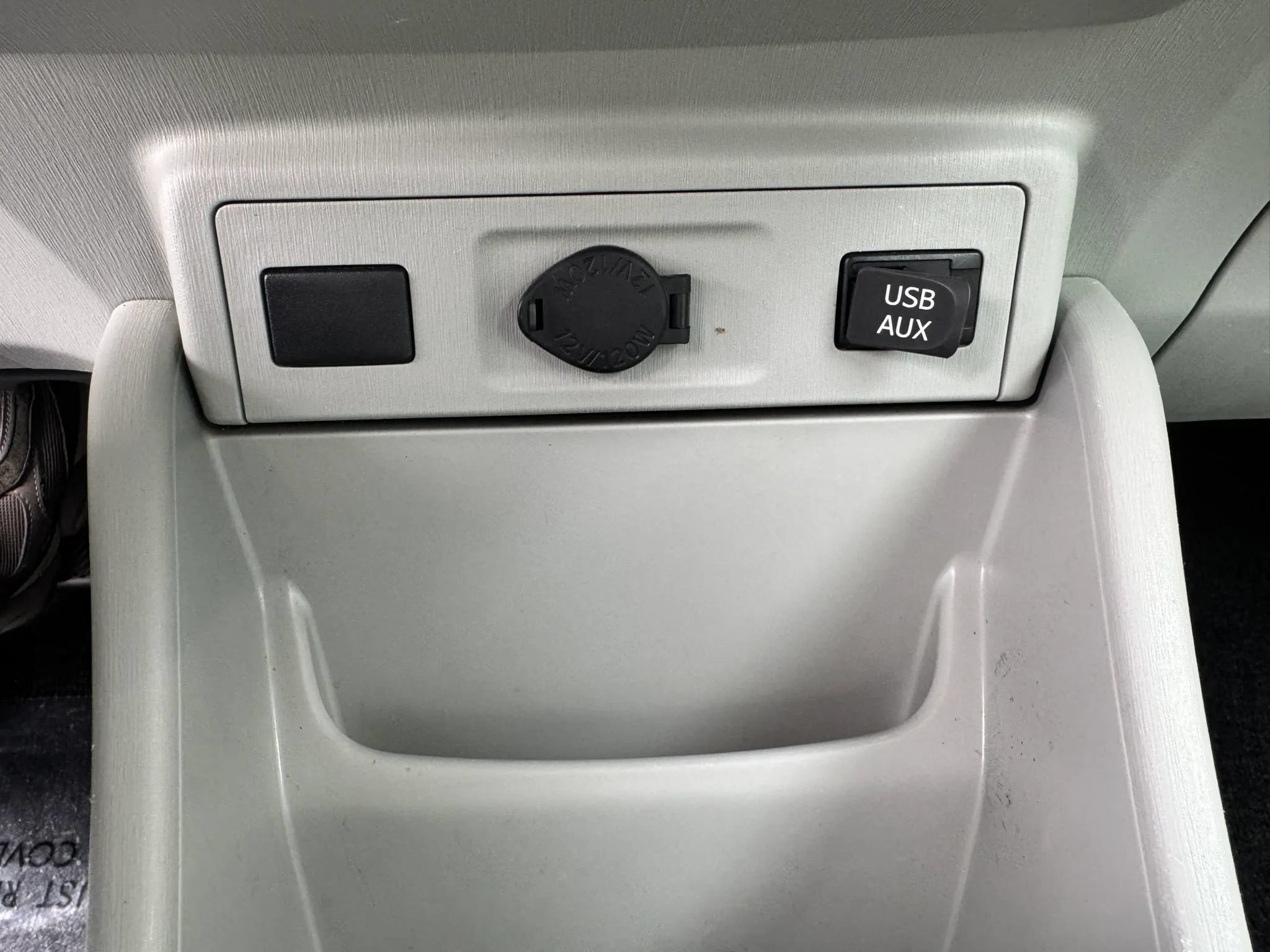 Used 2013 Toyota Prius V Three FWD image 39