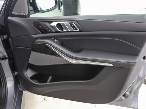 Used 2026 BMW X5 M60i image 30