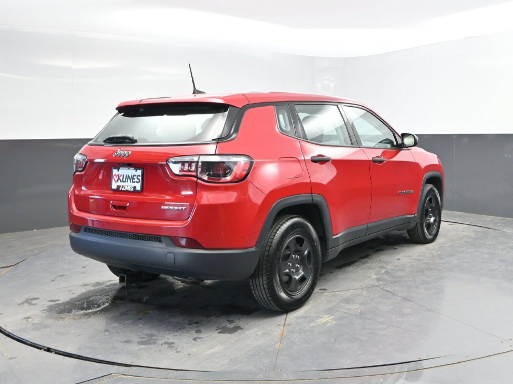 Used 2021 Jeep Compass Sport w/ Cold Weather Group FWD image 8