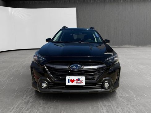 Used 2023 Subaru Outback Premium AWD/4WD image 8
