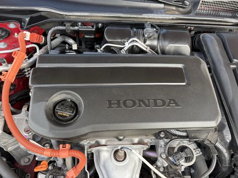 Certified 2025 Honda Civic Sport image 31