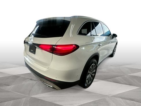 Used 2026 Mercedes-Benz GLC 300 image 8