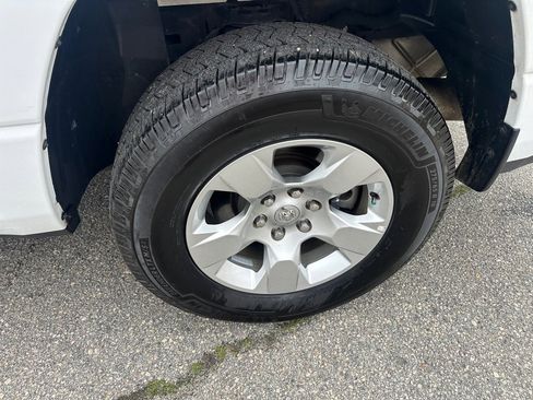 Used 2022 RAM 1500 Big Horn image 9