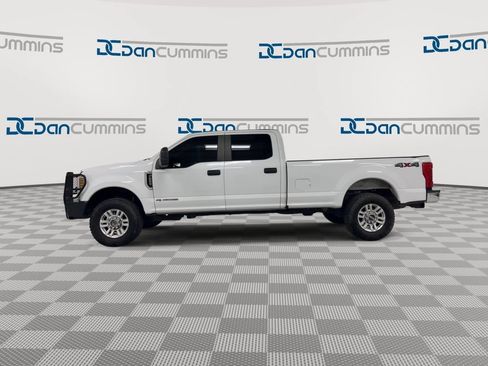 Used 2018 Ford F250 XL w/ Power Equipment Group AWD/4WD image 5