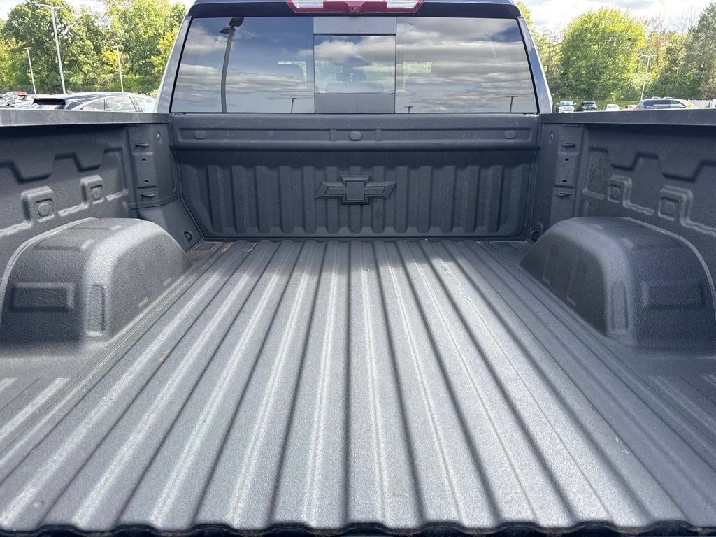 Certified 2024 Chevrolet Silverado 1500 LT AWD/4WD image 5