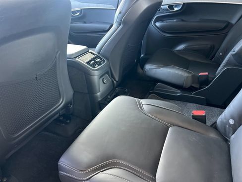 Used 2025 Volvo XC90 T8 Ultra AWD/4WD image 6