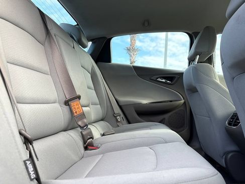 Used 2025 Chevrolet Malibu LT FWD image 28