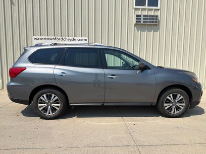 Used 2020 Nissan Pathfinder SL