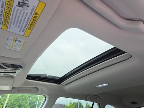 Certified 2025 Subaru Outback Premium AWD/4WD image 26