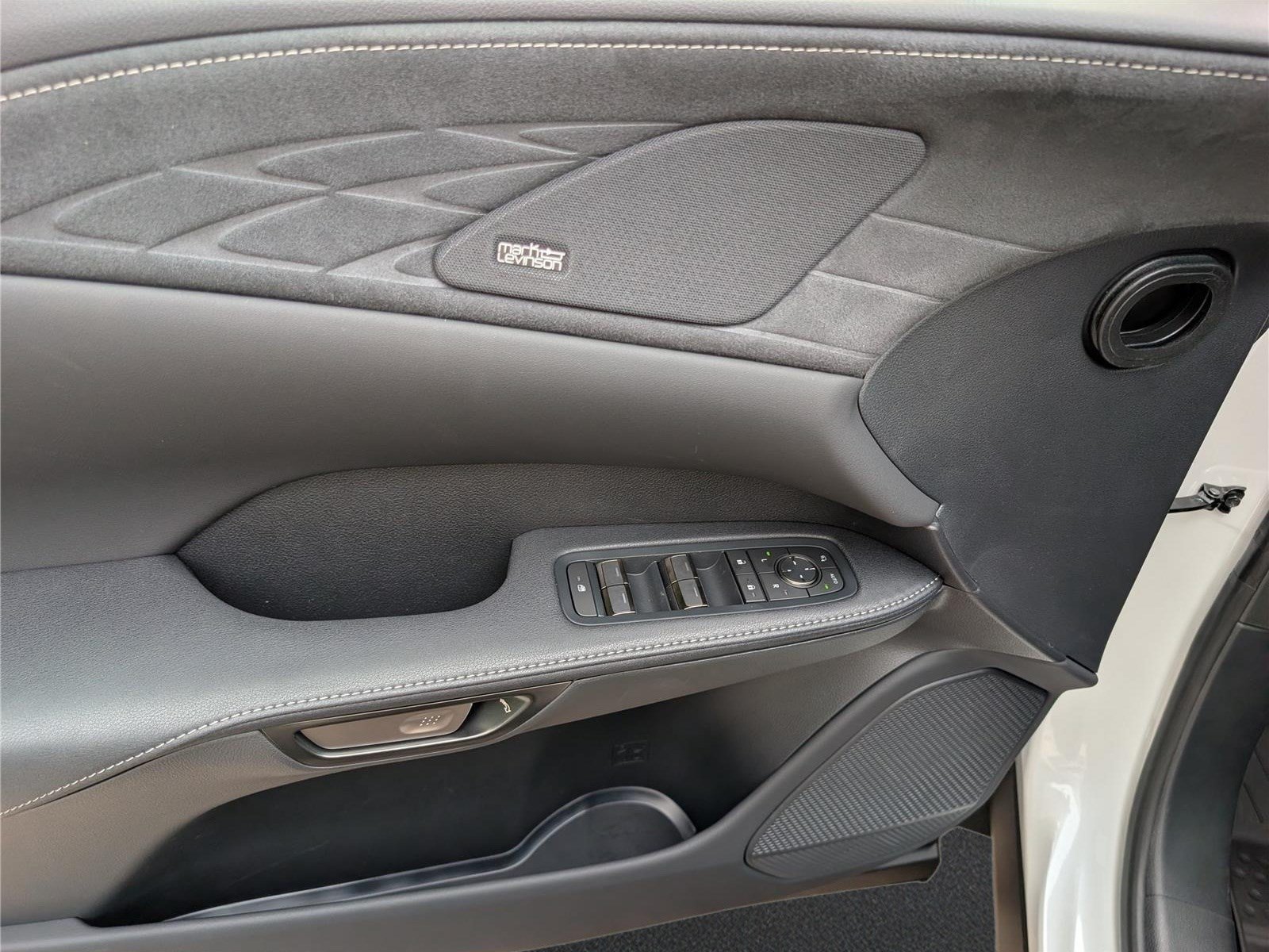 New 2026 Lexus RX 350 AWD w/ Convenience Package image 16