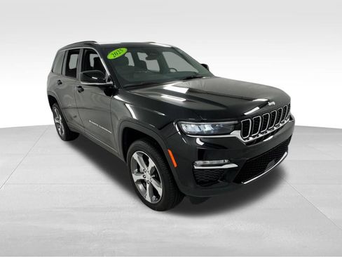Used 2025 Jeep Grand Cherokee Limited AWD/4WD image 1