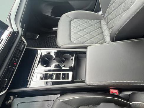 New 2026 Volkswagen Atlas SEL Premium R-Line AWD/4WD image 17