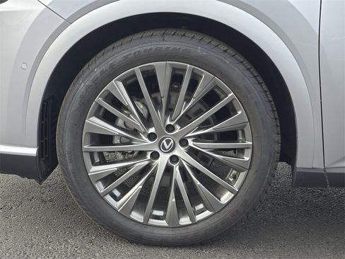 Used 2024 Lexus RX 350 350 Luxury w/ Convenience Package image 12