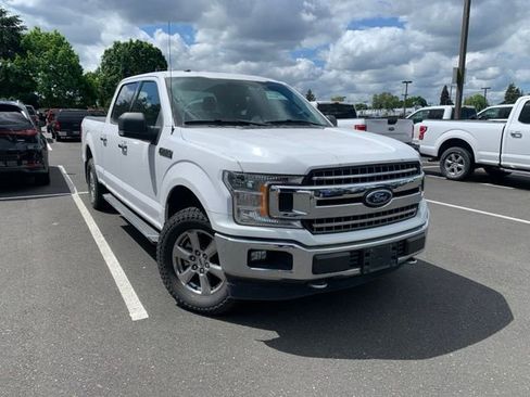 Used 2018 Ford F150 XLT w/ Equipment Group 302A Luxury AWD/4WD image 2