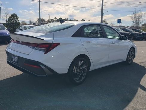 New 2026 Hyundai Elantra Sport FWD image 5