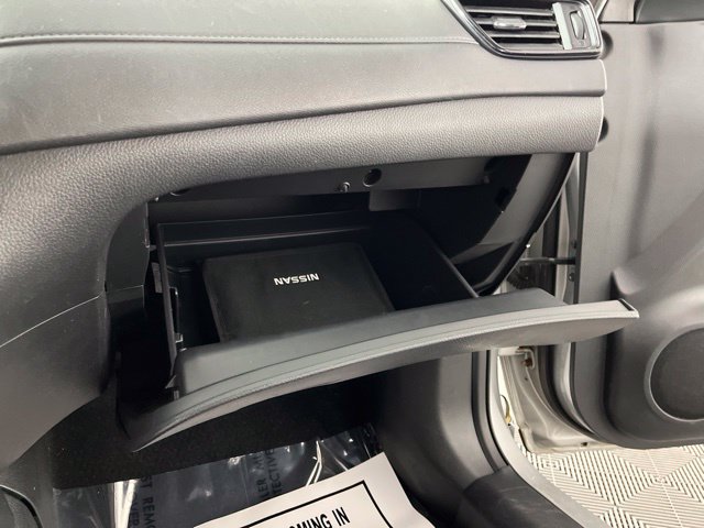 Used 2017 Nissan Rogue S AWD/4WD image 34