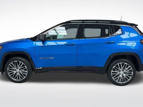 Used 2022 Jeep Compass Limited w/ Elite Group AWD/4WD image 21