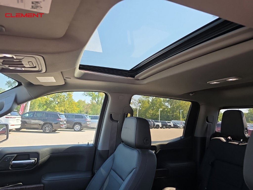 Used 2021 GMC Sierra 1500 Denali w/ Driver Alert Package II AWD/4WD image 18