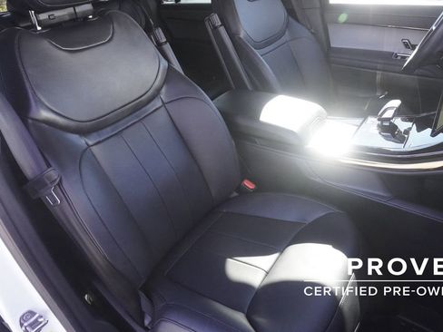Used 2024 Land Rover Range Rover Sport SE image 24