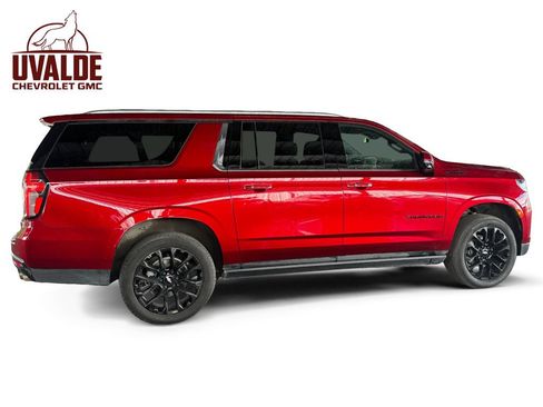 Used 2024 Chevrolet Suburban High Country AWD/4WD image 6
