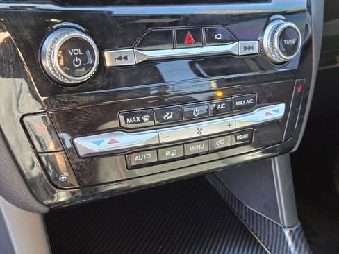 Certified 2022 Ford Explorer ST-Line w/ Class IV Trailer Tow Package image 23