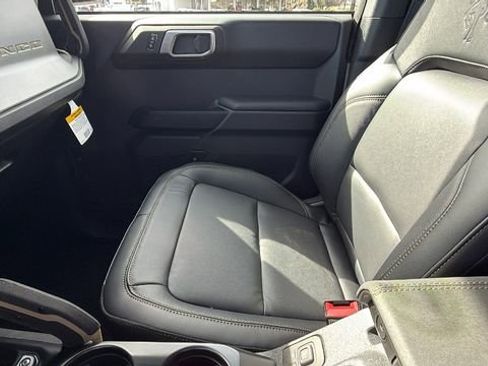 New 2026 Ford Bronco Badlands image 23