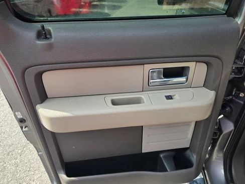 Used 2010 Ford F150 XLT RWD image 17