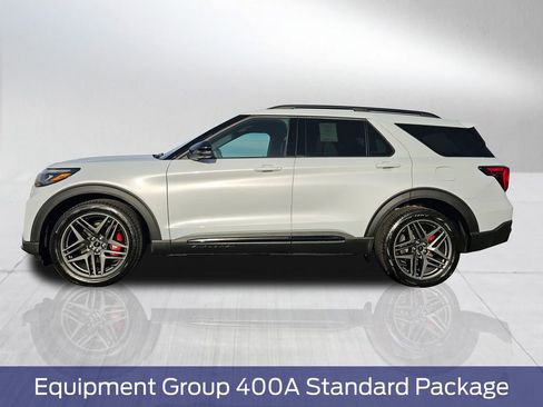 New 2026 Ford Explorer ST AWD/4WD image 3