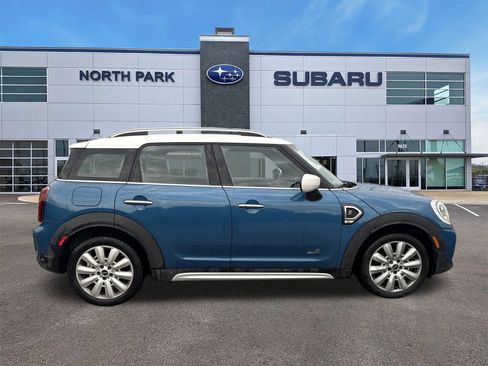 Used 2021 MINI Cooper Countryman S image 2