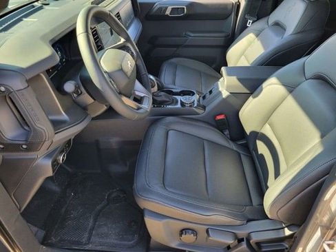 New 2025 Ford Bronco Badlands AWD/4WD image 7