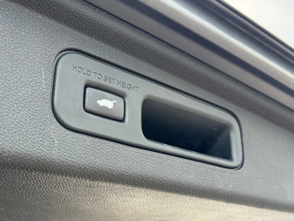 Used 2024 Honda Odyssey Touring image 12