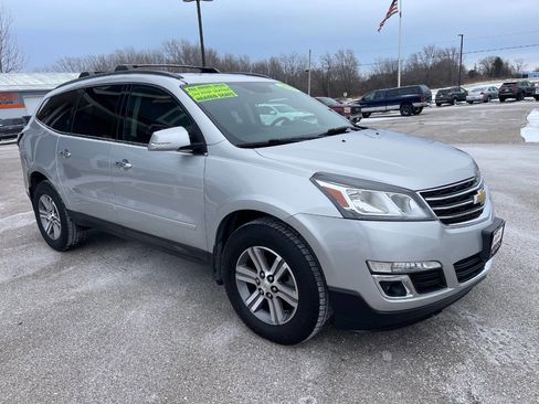 Used 2016 Chevrolet Traverse LT image 7