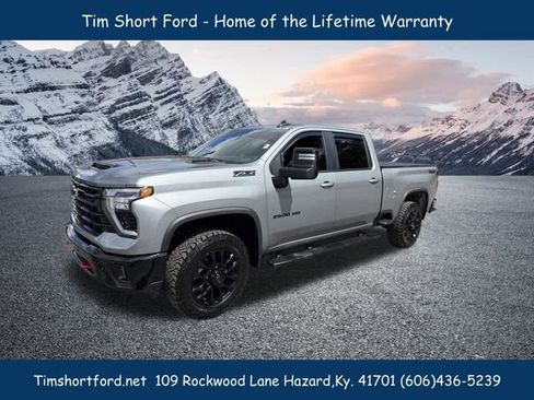 Used 2025 Chevrolet Silverado 2500 LT w/ Trail Boss Package image 10