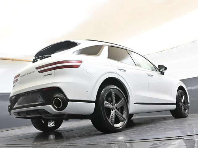 Used 2024 Genesis GV70 3.5T Sport w/ Sport Advanced Package AWD/4WD image 41